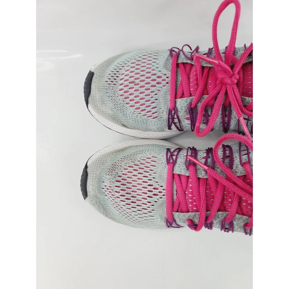 Nike lace up
